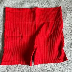 Red Zyia reve shorts